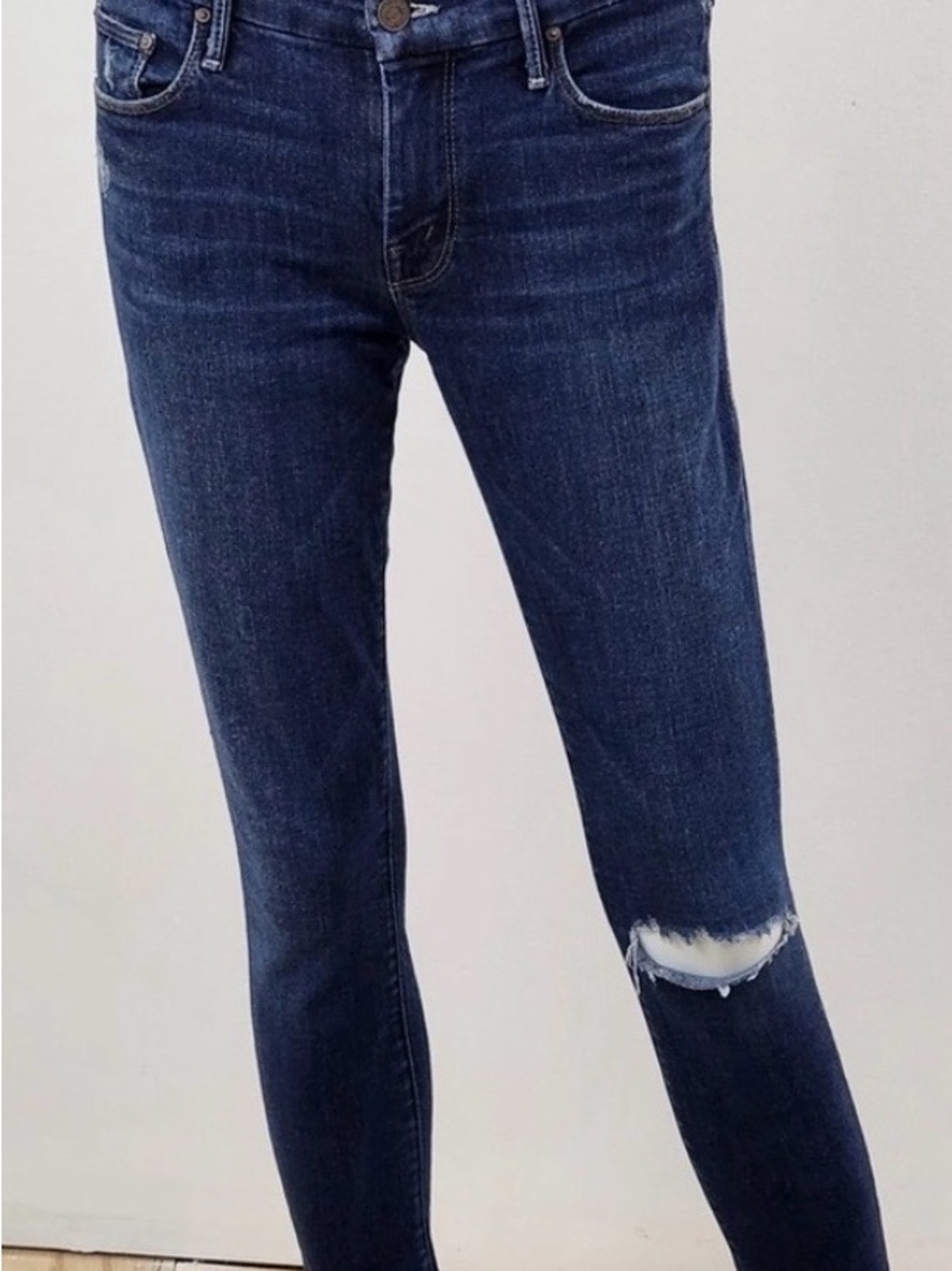 NWOT MOTHER - Looker Ankle Fray, size 25 - Picture 9 of 9